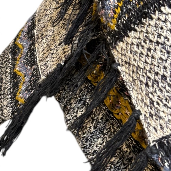 Anthropologie Pilcro Magda Knit Poncho boho heavy knit sweater M/L - Picture 7 of 8